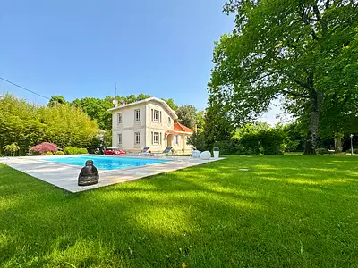 Maison, 215 m²