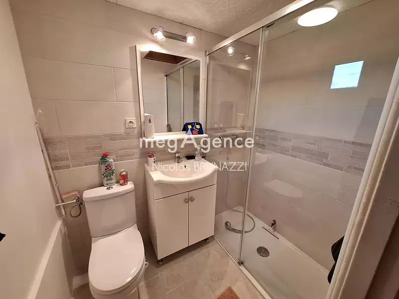 Maison, 187 m²