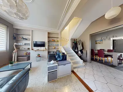 Maison, 157 m²