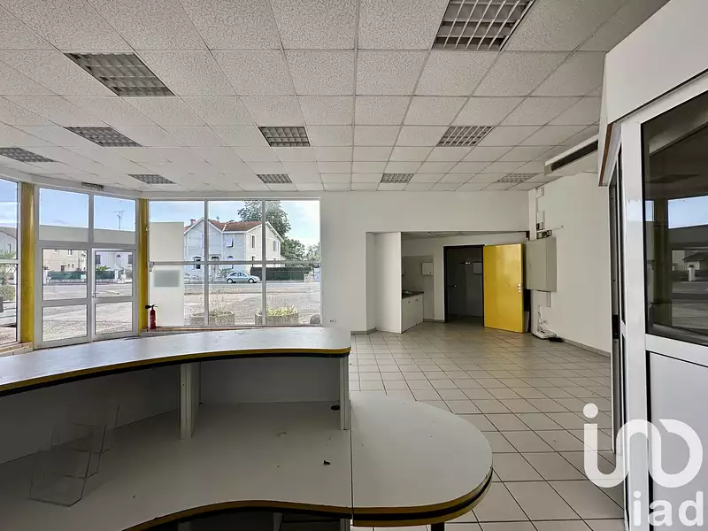 Immeuble, 630 m²