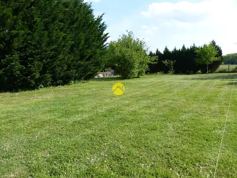 Terrain, 790 m²