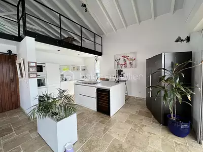 Maison, 202 m²