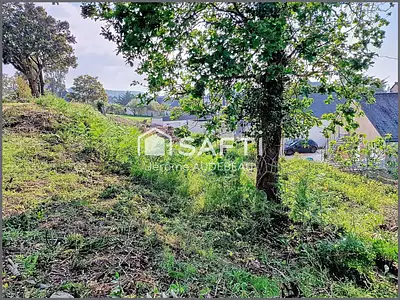 Terrain, 700 m²