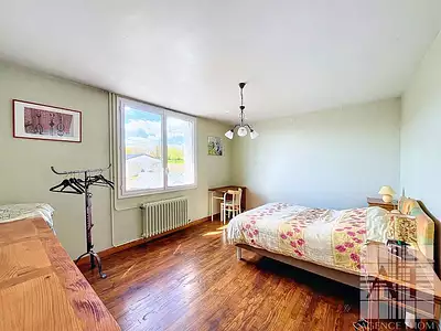 Maison, 325 m²