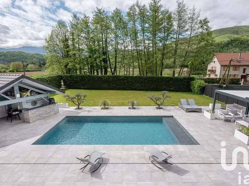 Maison, 249 m²