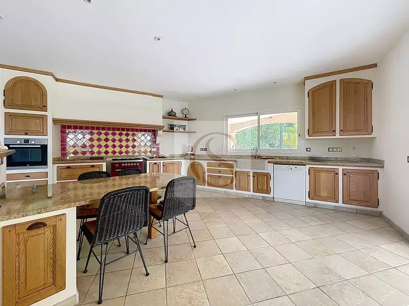 Maison, 289 m²