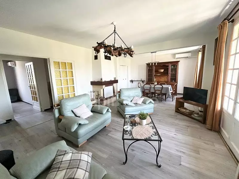 Maison, 148 m²
