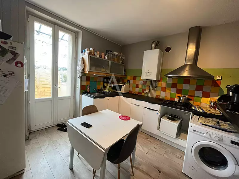 Immeuble, 90 m²
