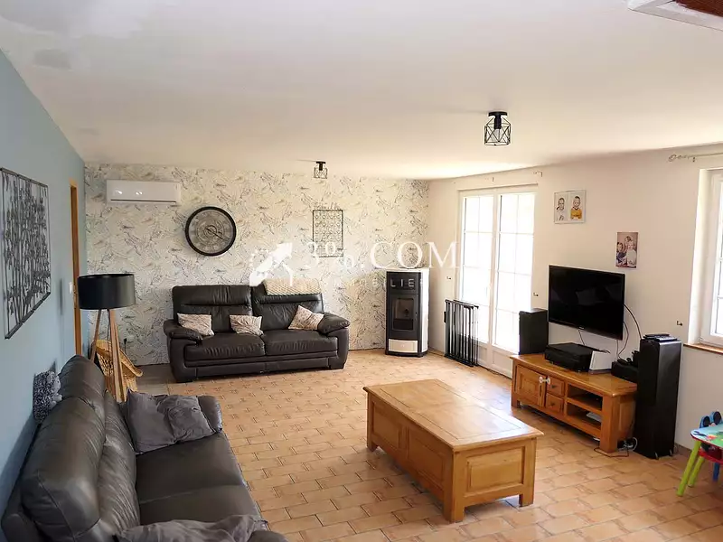 Maison, 158 m²