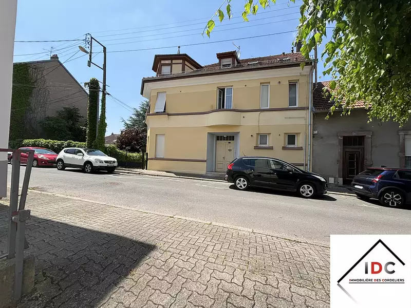 Immeuble, 290 m²