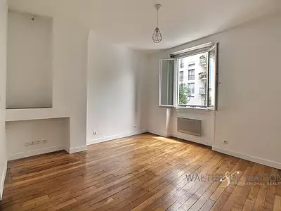 199 000 € 9 025 €/m² Appartement • 22,05 m² • 1 pièce Paris 12ème (75012)