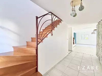 Maison, 200 m²