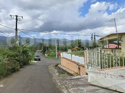 Terrain, 584 m²