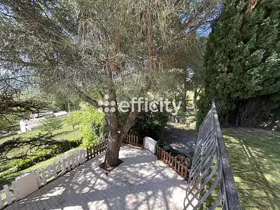 Maison, 215 m²