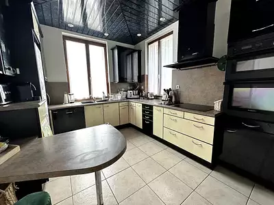Maison, 170 m²