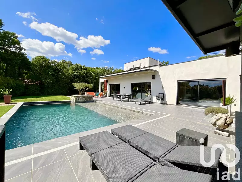 Maison, 218 m²