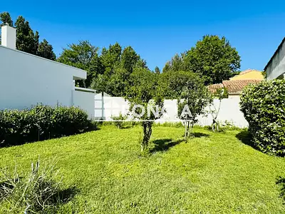 Maison, 166 m²