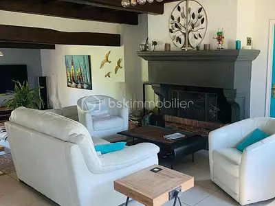 Maison, 184 m²