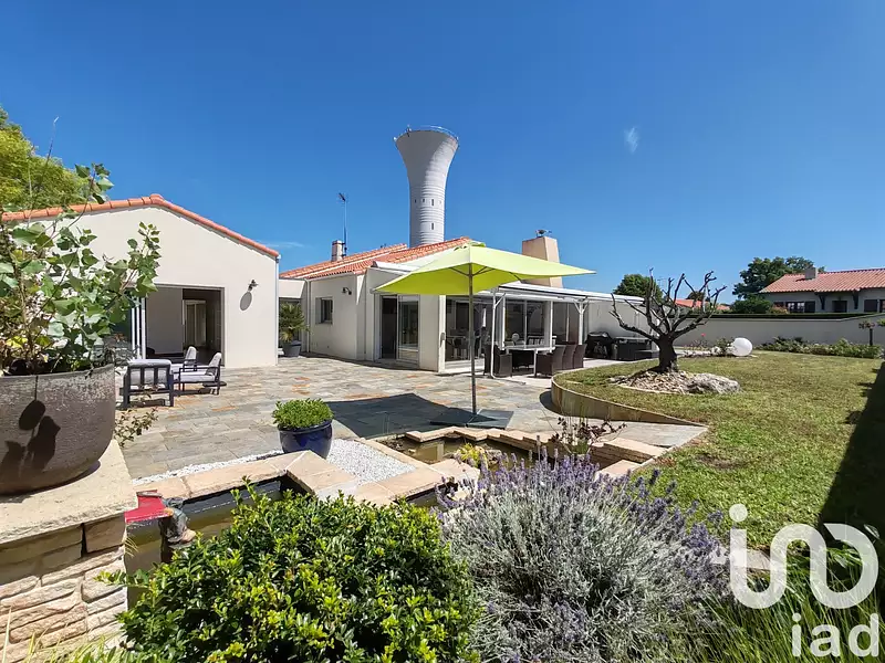 Maison, 216 m²