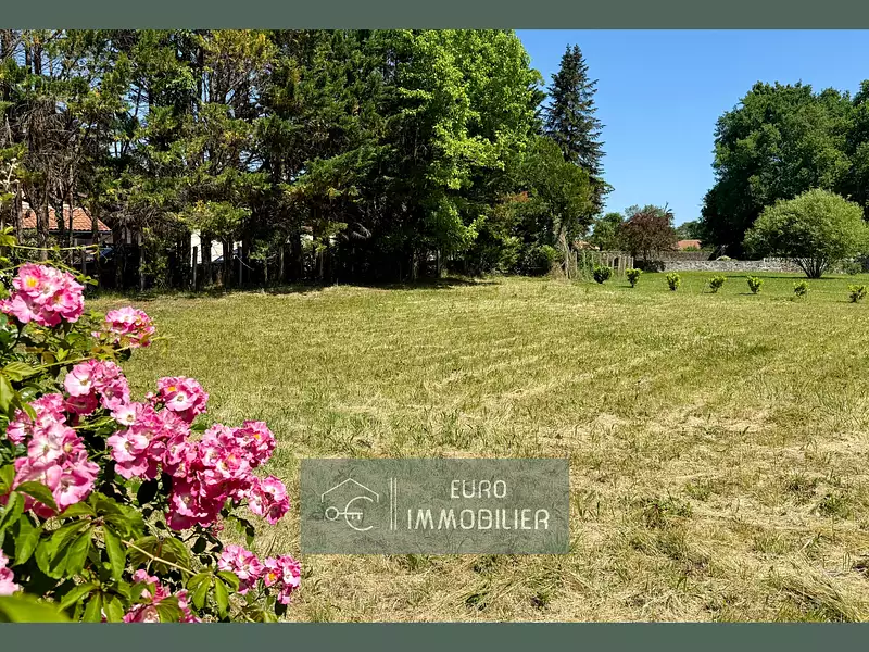 Terrain, 752 m²