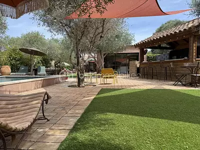 Maison, 162 m²