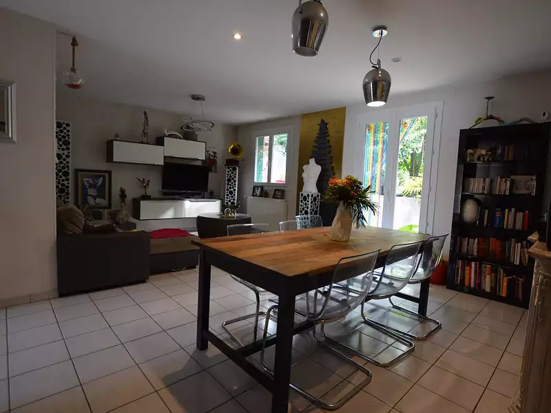 Maison, 83 m²