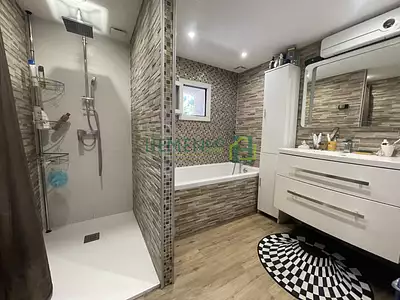 Maison, 158 m²
