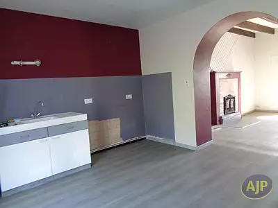 Maison, 83 m²