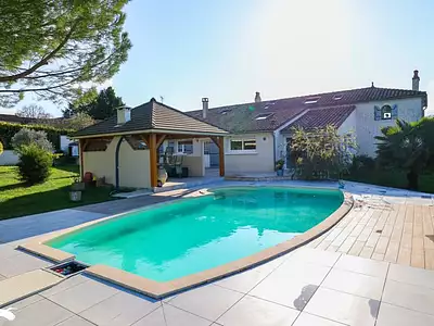 Maison, 263 m²