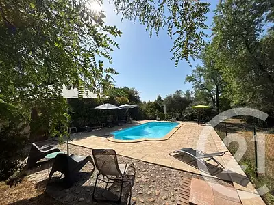 Maison, 247,5 m²