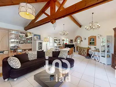 Maison, 163 m²