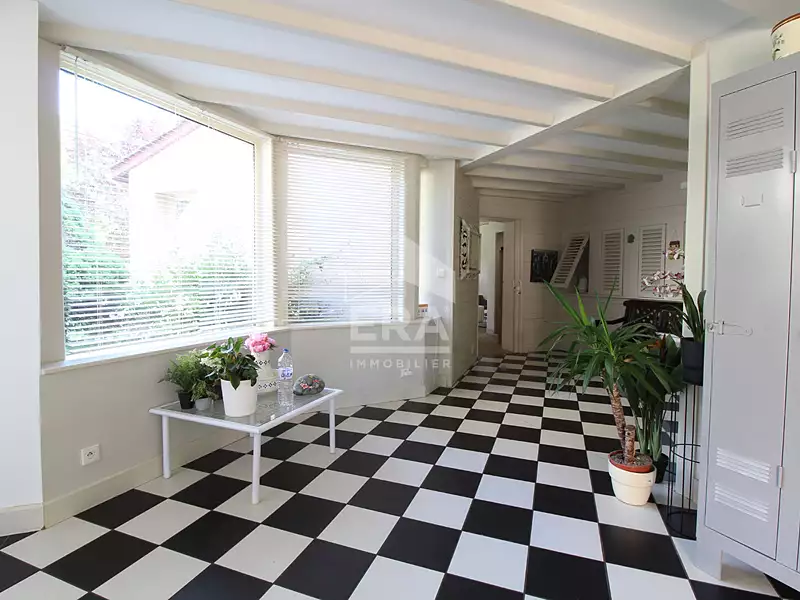 Maison, 215 m²