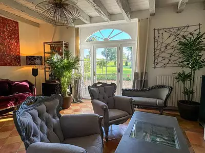 Maison, 557 m²