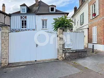 Immeuble, 121 m²