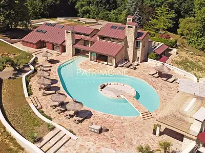 Maison, 700 m²
