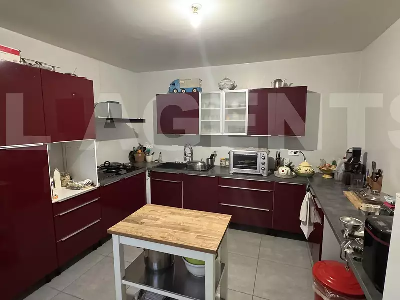 Maison, 160 m²