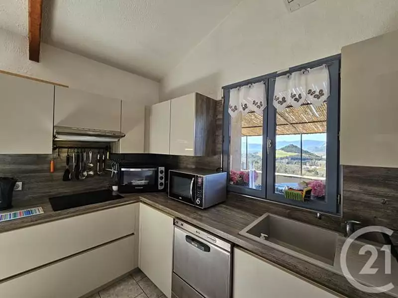 Maison, 143 m²