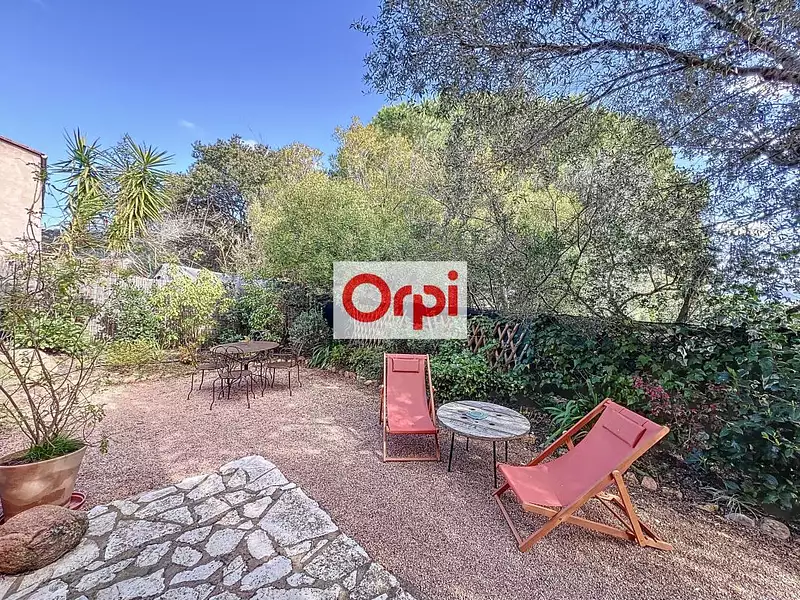 Maison, 168 m²