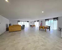 Maison, 325 m²