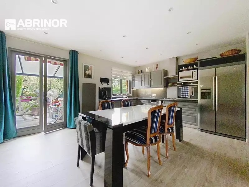 Maison, 116 m²