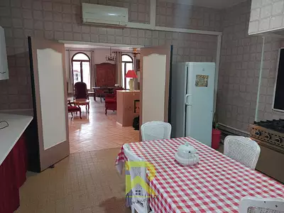 Maison, 194 m²