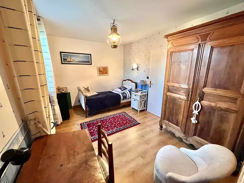Maison, 220 m²