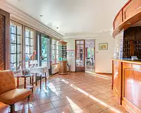 Maison, 1 565 m²