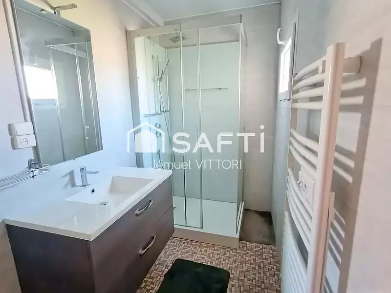 Maison, 115 m²