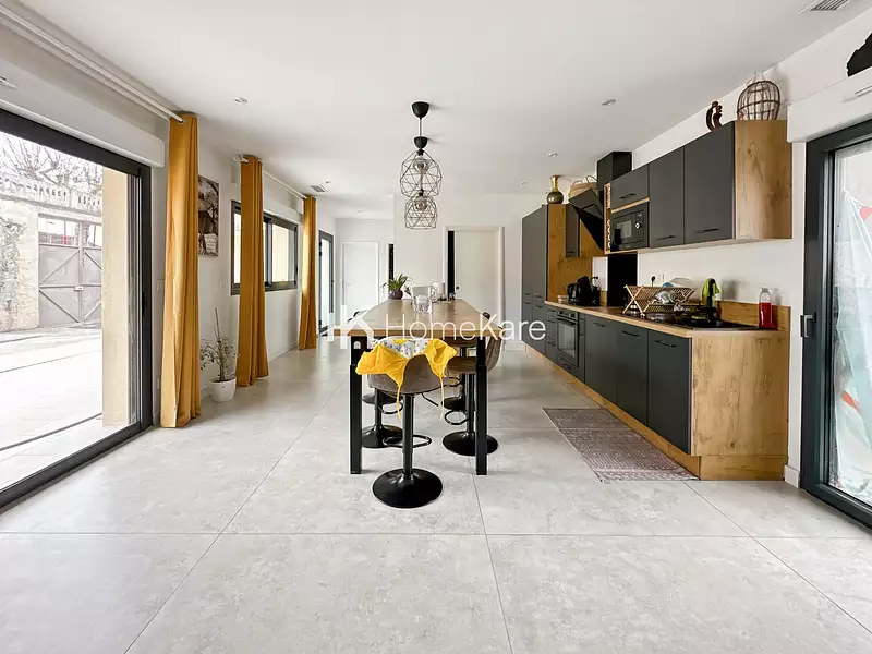 Maison, 140 m²