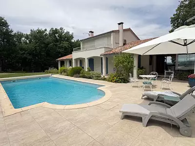 Maison, 230 m²