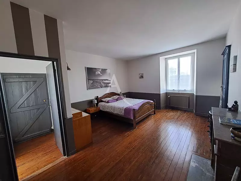 Maison, 308 m²