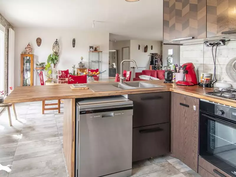 Maison, 83 m²