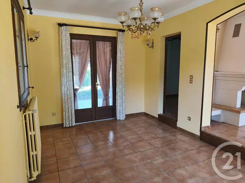 Maison, 131 m²