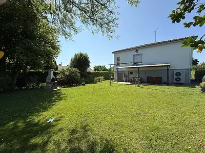 Maison, 168 m²